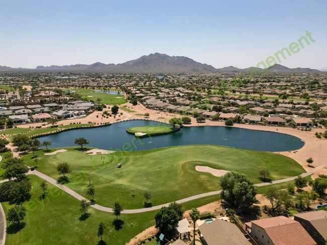 Building Photo - Spacious 4-Bedroom Home with Pool in Gilbe...