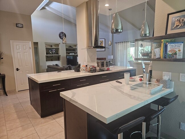 Building Photo - 26445 N Avenida Del Ray