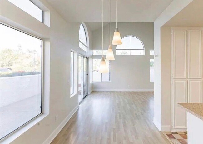 Foto del edificio - 29552 Courtney Pl