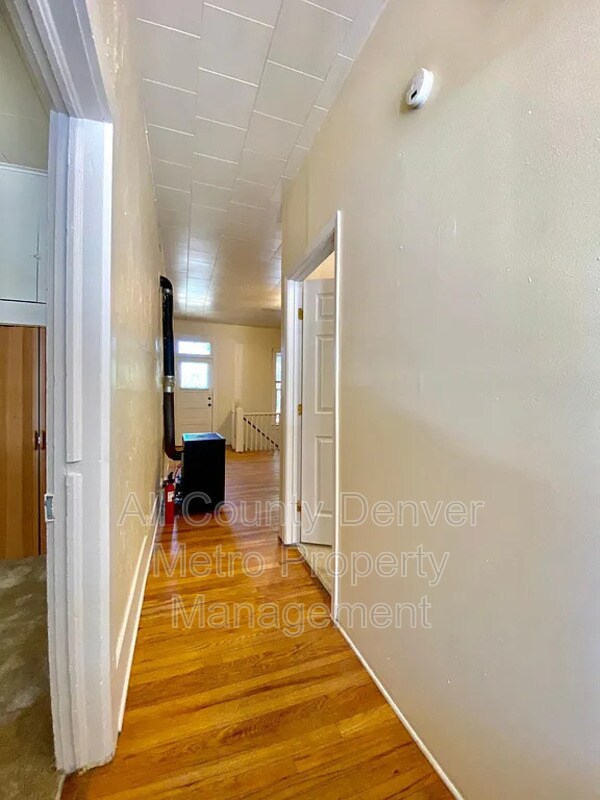 Foto del edificio - 912 13th St