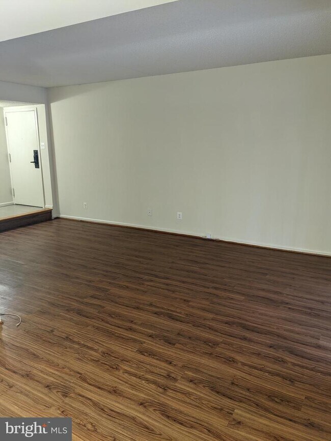 Building Photo - 11841 Shire Ct