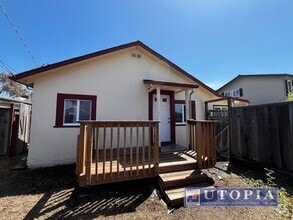 Building Photo - 3420 Floral Dr
