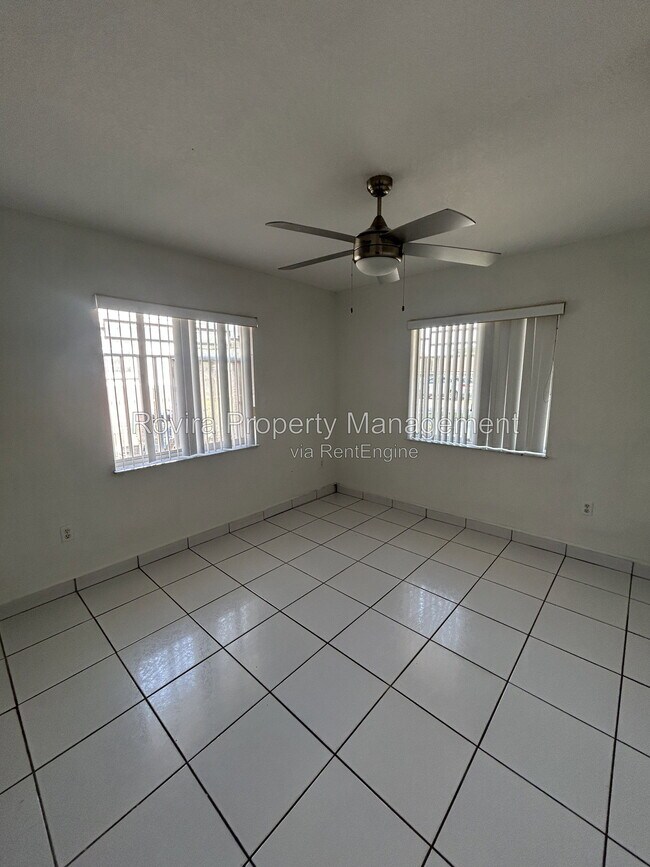 Building Photo - 2421 NW 99th Terrace