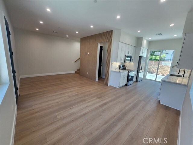Foto del edificio - 13540-13542 Hamlin St