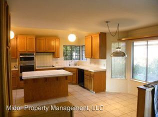 Building Photo - 8001 Indian Creek Dr