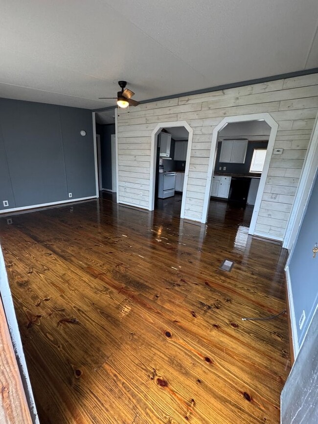 Building Photo - FOR RENT – Peaceful 3BR/2BA Home in Beaure...