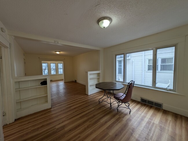 Building Photo - 56 Randolph Ave