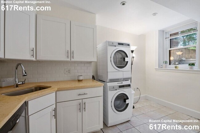 Foto del edificio - Nice garden level 3 bed in Brighton