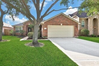 Building Photo - 815 McIntosh Bend Dr