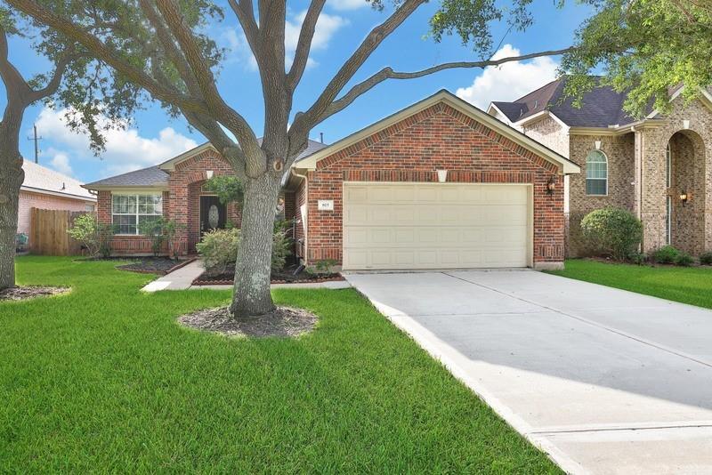 Foto principal - 815 McIntosh Bend Dr