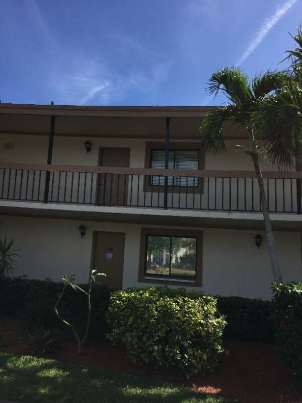 Foto del edificio - 712 NW Fork Rd