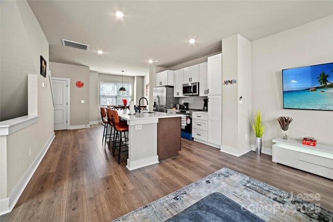 Building Photo - 3938 Winterfield Pl