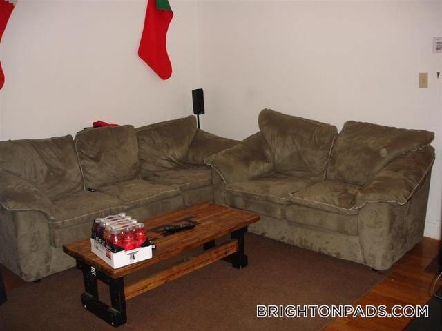 Building Photo - 27 Egremont Rd