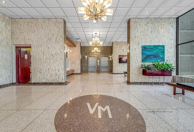 Foto del edificio - 150-38 Union Tpke Un