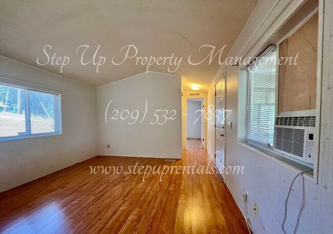 Building Photo - Charming 2-Bedroom Home in Ponderosa Hills...