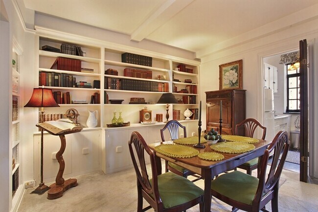 Foto del edificio - 350 W 57th St