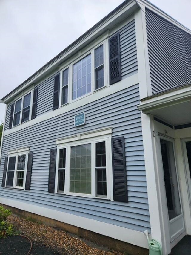 Foto del edificio - 605 Springbrook Cir