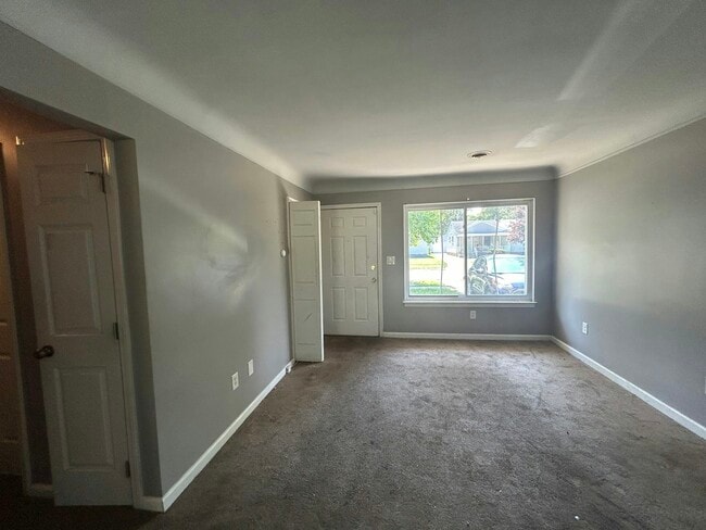 Foto del edificio - 1599 Magnolia Dr