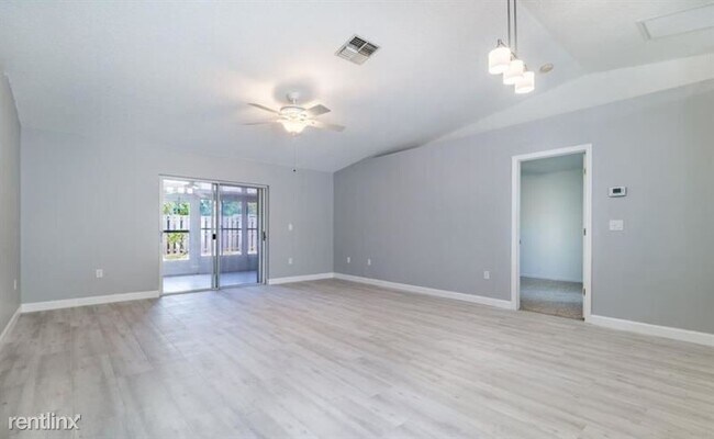 Building Photo - 3 br, 2 bath House - 1436 Crane Creek Boul...