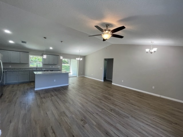 Building Photo - 484 W Homeway Loop