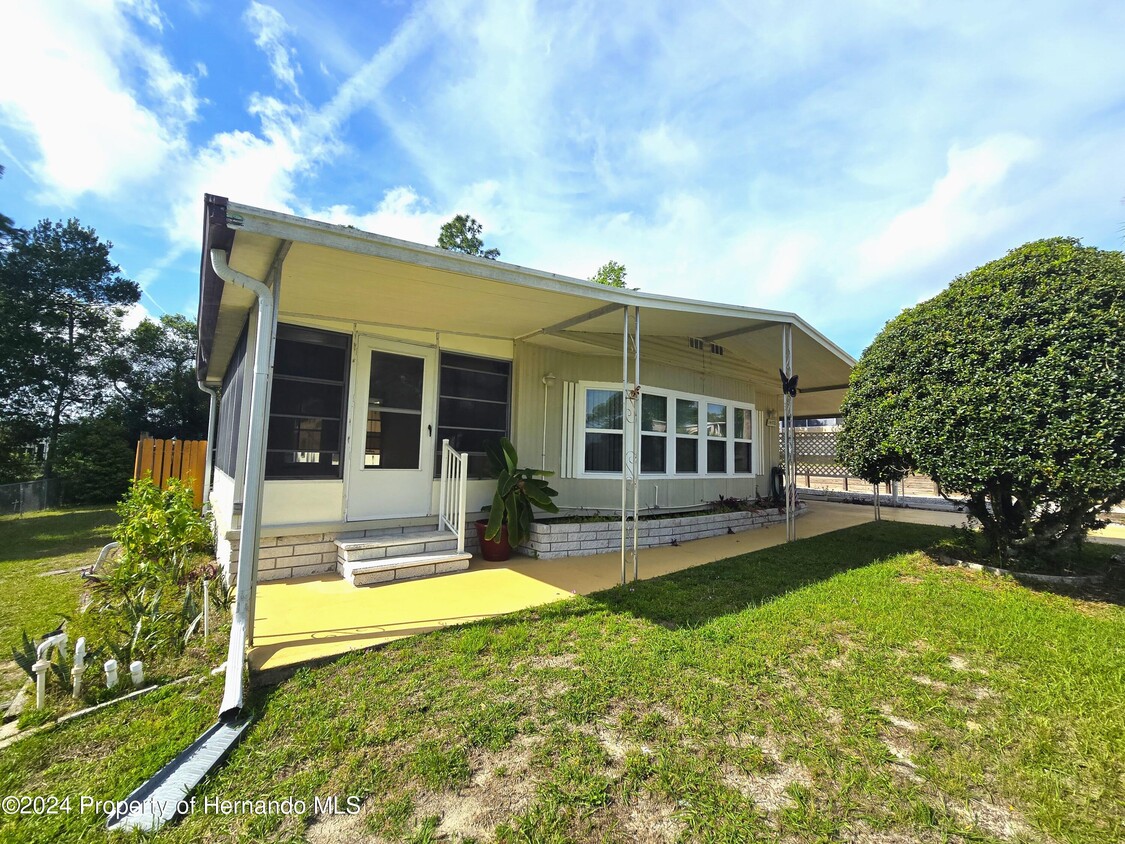 Primary Photo - 14478 Brookridge Blvd