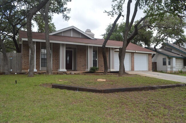 Foto del edificio - Gorgeous, Spacious 4 bed 2 bath