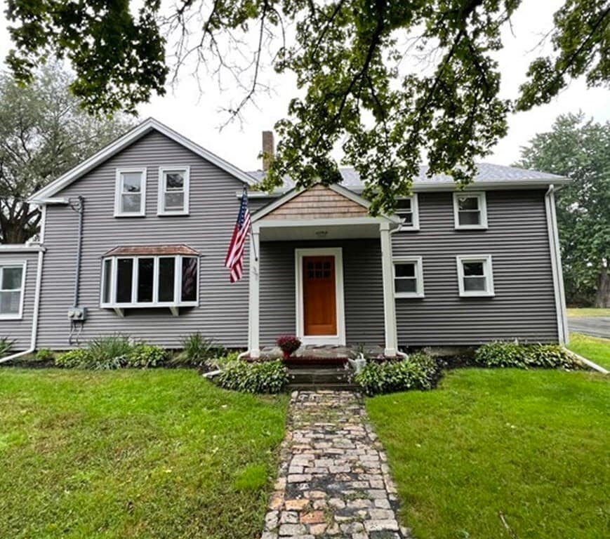 37 Wing Ln, MA 02743 Townhome Rentals in MA