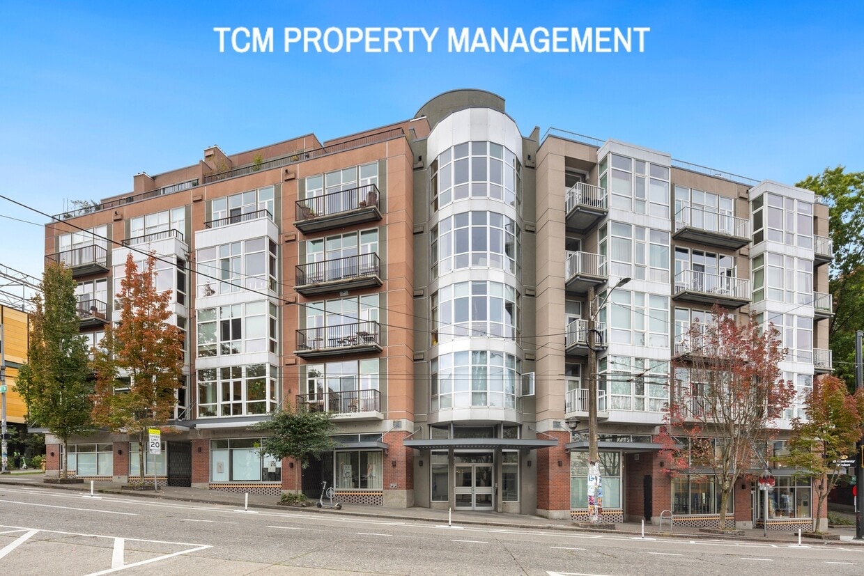 Primary Photo - 303 E Pike St