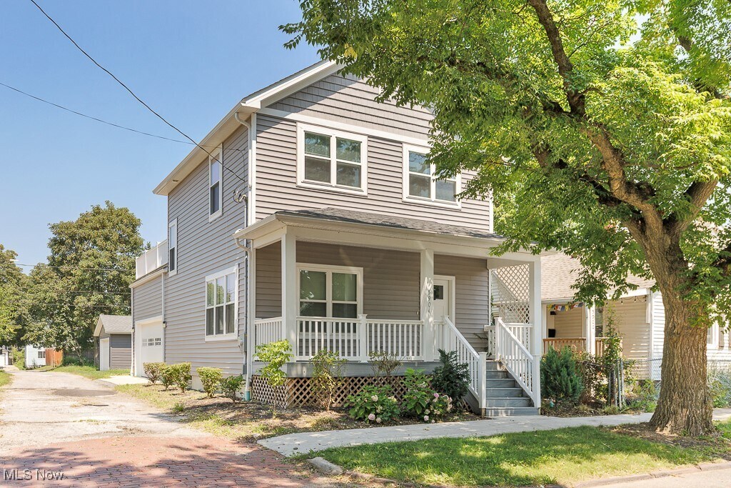5904 Wakefield Ave Cleveland, OH 44102 – photo 1