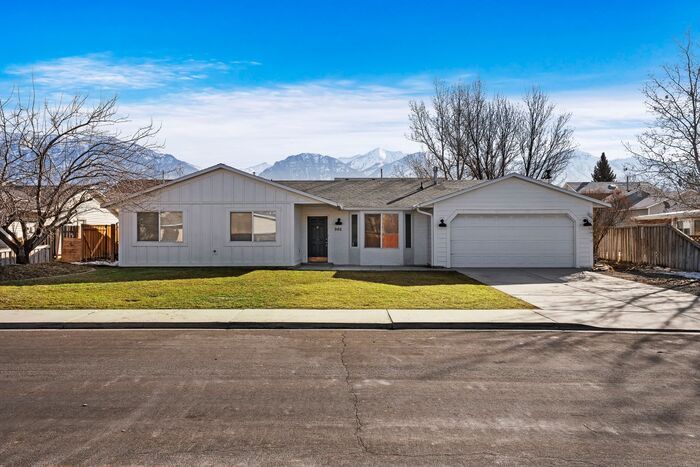Primary Photo - Beautiful Single Family Home for Rent in P...