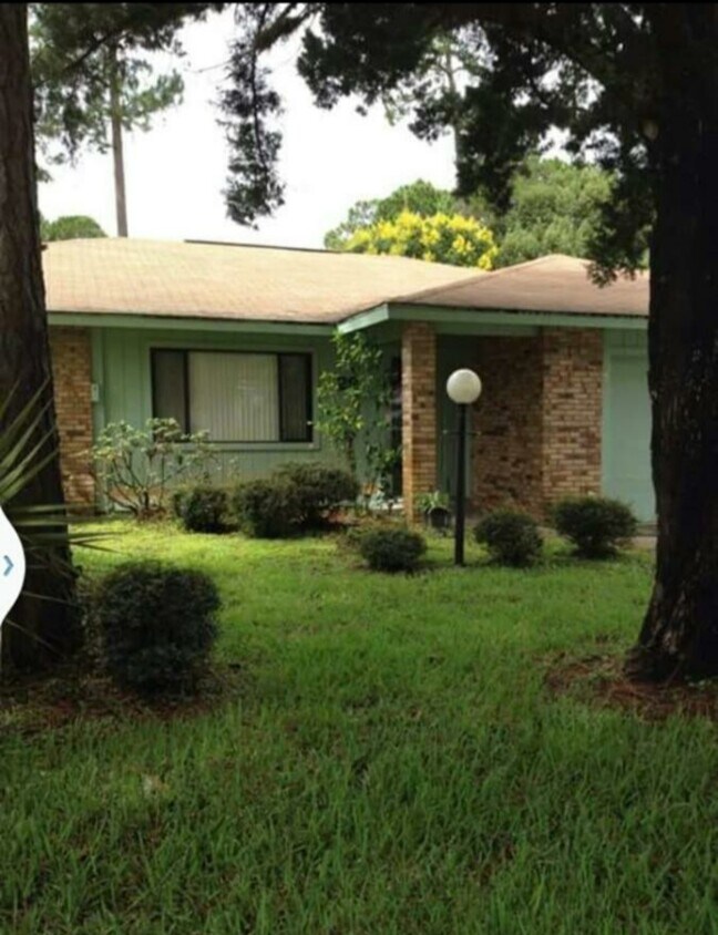 Primary Photo - 29 Webster Ln
