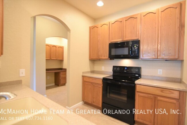 Foto del edificio - AVALON LAKES 3br 2.5ba townhome, OVER 2000...