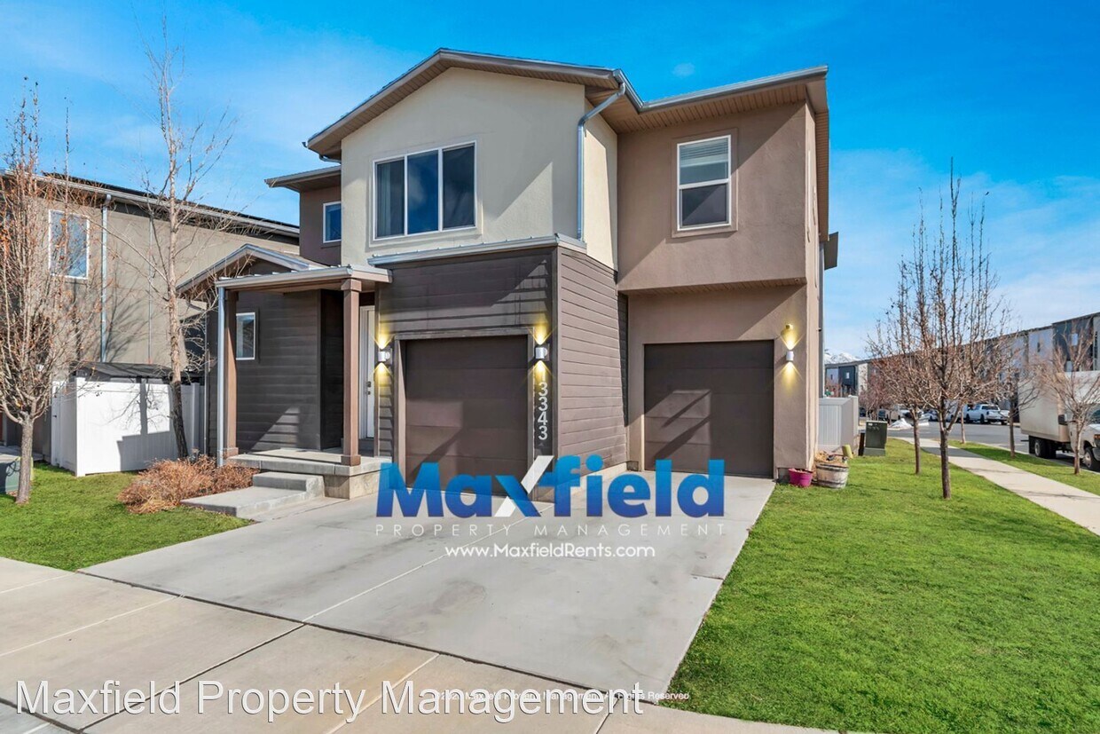 4 br, 3.5 bath House 13343 S Fallowfield... House Rental in