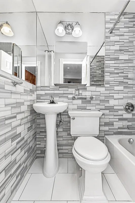 Foto del edificio - 219 E 28th St