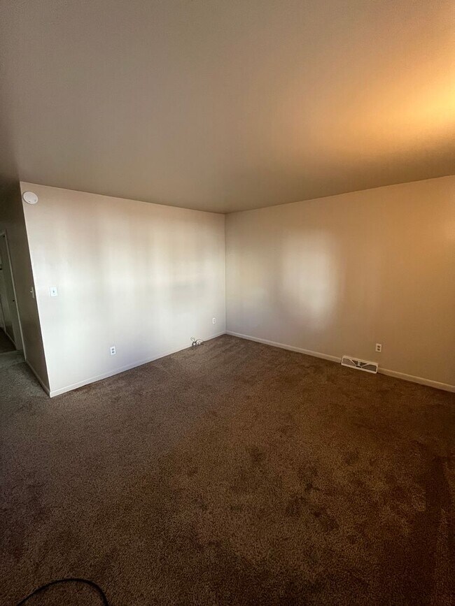 Foto del edificio - 218-220 Lenker Ave. Sunbury
