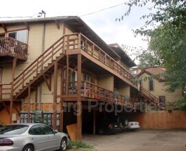 Building Photo - 1013 Portland Pl