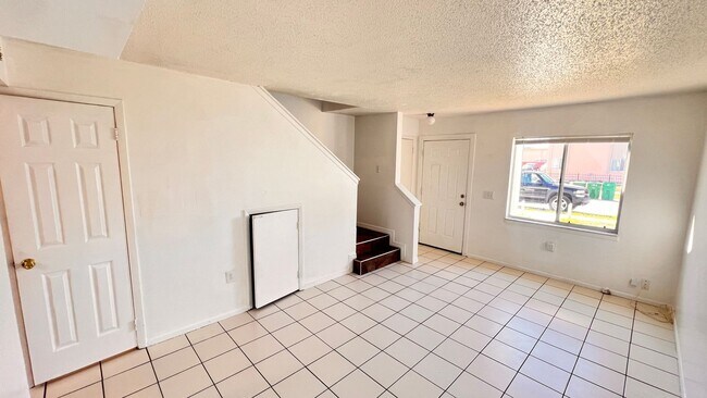 Foto del edificio - 122 Lori Anne Ln
