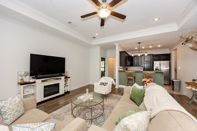Foto del edificio - 10425 Grace Ln