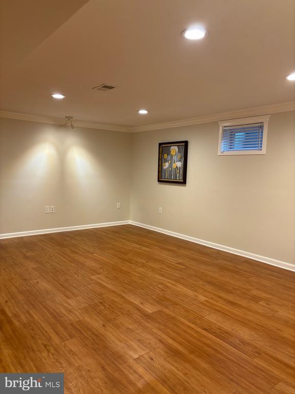Foto del edificio - 5025 Meade St NE