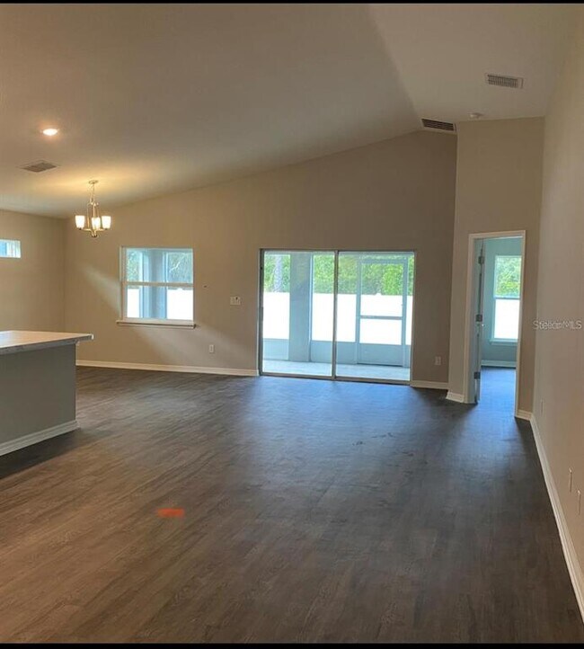 Foto del edificio - 94 Polermo Ave