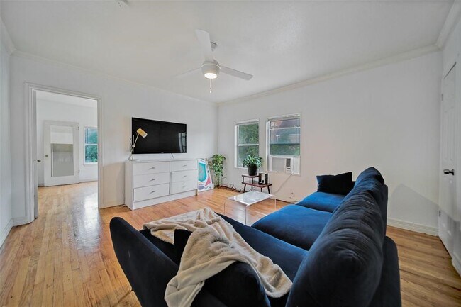 Foto del edificio - 115 Hunt St