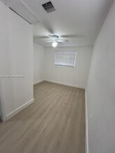 Building Photo - 4521 SW 5th Terrace