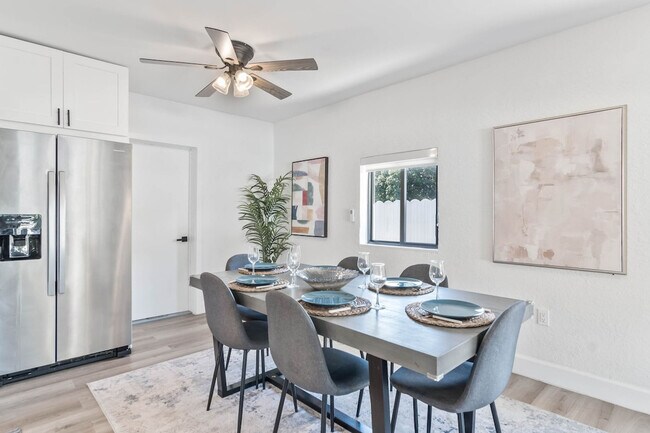 Foto del edificio - 640 NW 3rd Ct