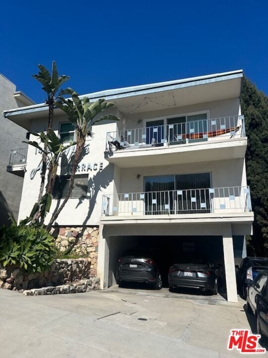 Building Photo - 1412 Barry Ave