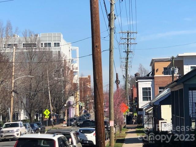 Building Photo - 3020 N Davidson St