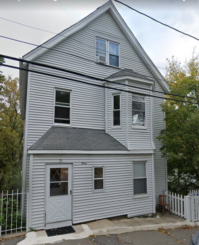 Building Photo - 3 Nira Ave