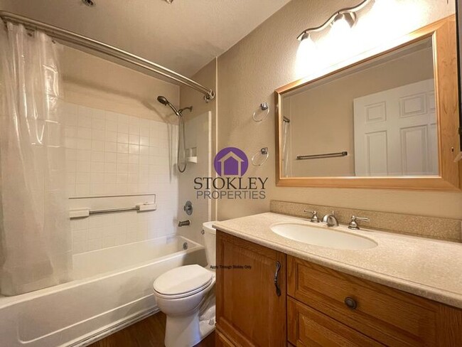 Building Photo - Stokley Properties 1450 Bel Air #109 in Co...