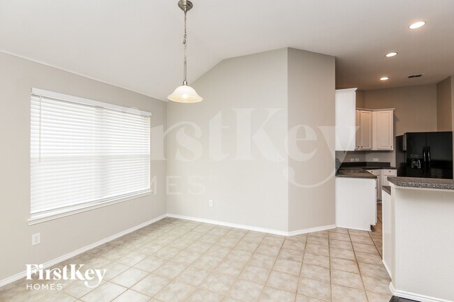 Foto del edificio - 10408 Bradshaw Dr