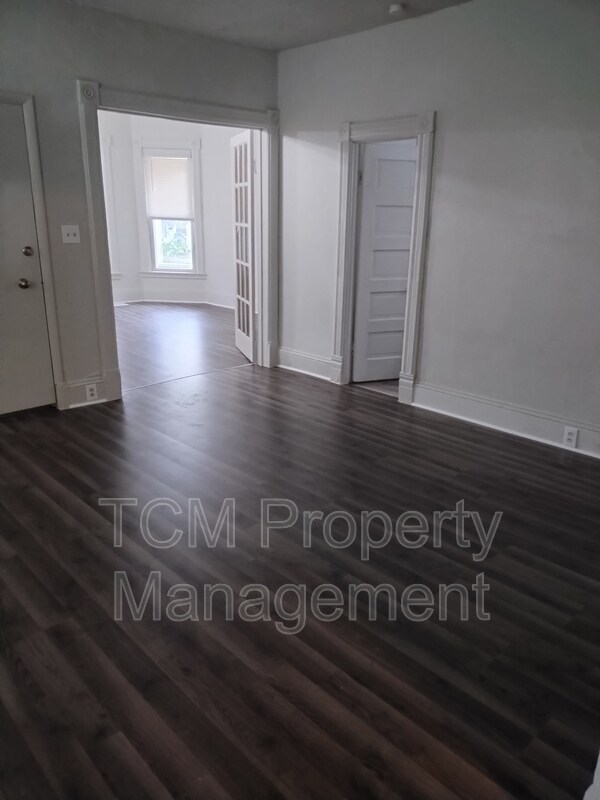 Foto del edificio - 701 Steward Ave