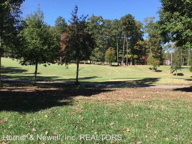 Building Photo - 1245 Providence Knoll Dr